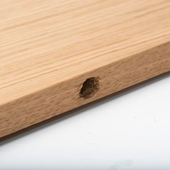 19 mm hylde med hul til skjult ledningsføring