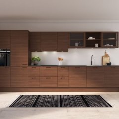 Eg kvartskåret finér, mokka lak. Profil R15