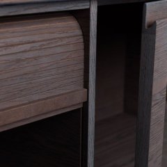 finer-reol-Jalousi-Vitrine